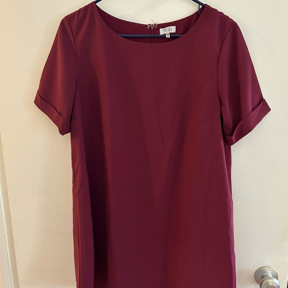 TOBI Shift My Way Burgundy Mini Shift Dress
